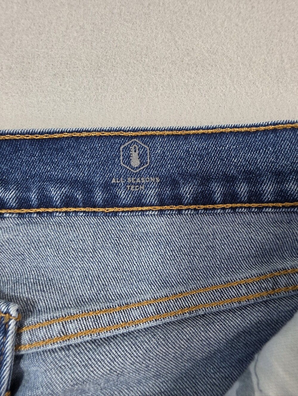 Levi's Men's Jeans 511 - Size 36X30 - Picture 4 of 10